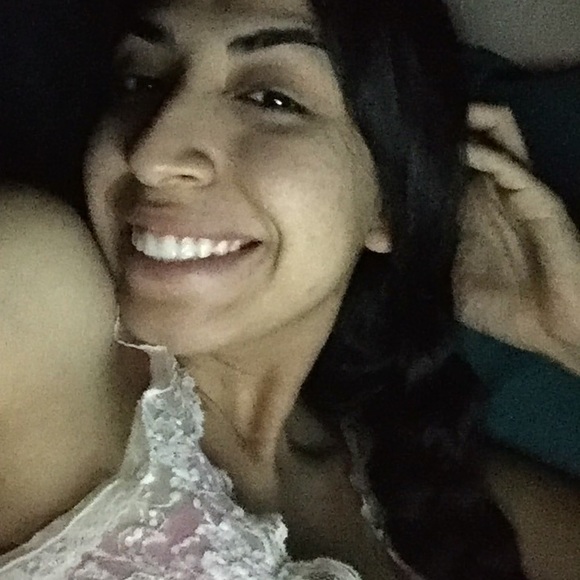 Meet your Posher, Karla - Picture 4 of 5